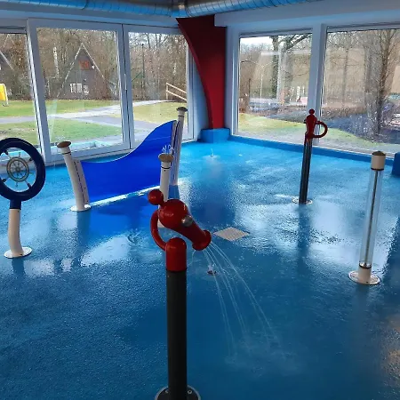 شاليه Wolf & Co دربي